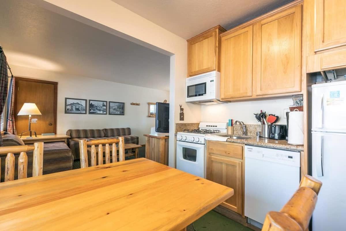 Lakeside Studio Steps From The Beach Tahoe Vista Exterior foto